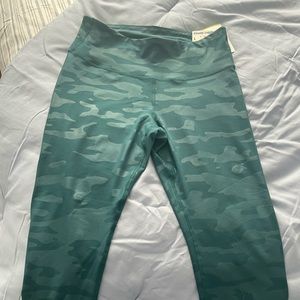 Green camo old navy leggings